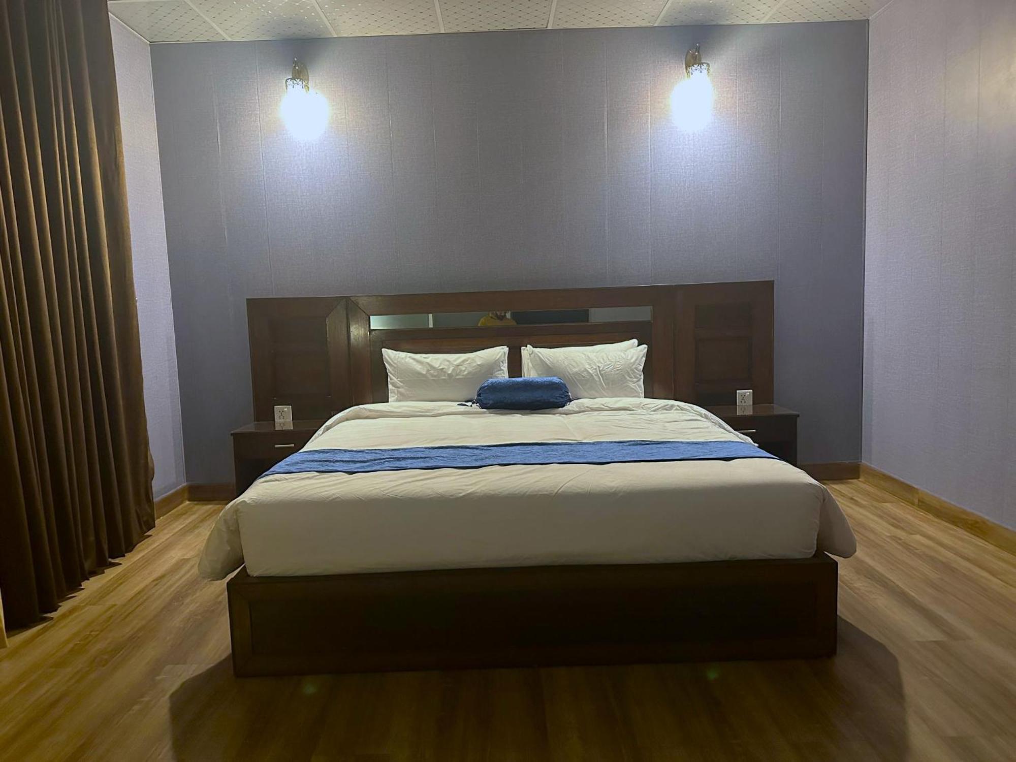 Luxury Apartment In Dha Phase 8, Near Allama Iqbal International Airport Lahore Ngoại thất bức ảnh